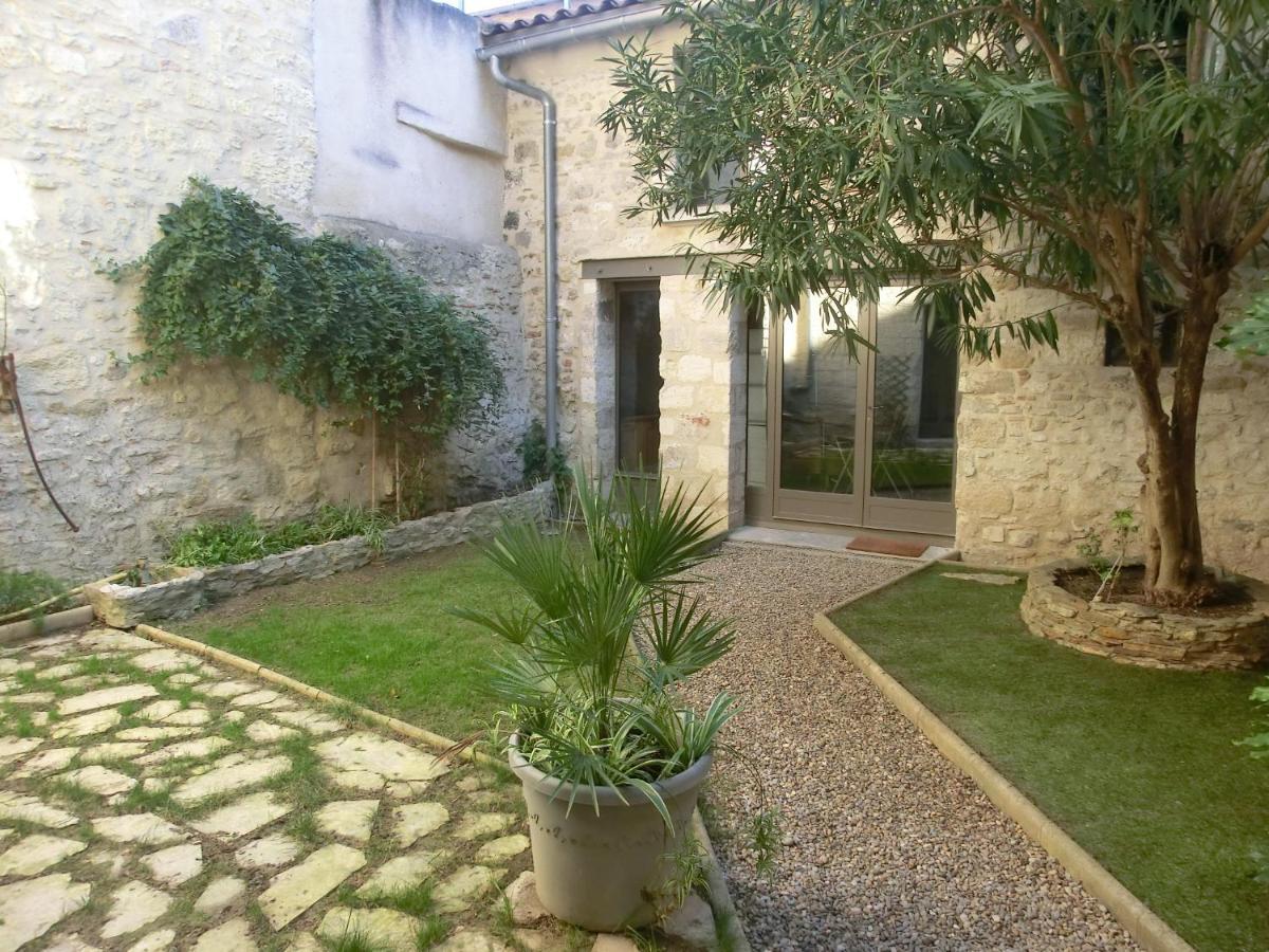 Chambre Sur Jardin Secret - Avignon Centre - Climatisee 외부 사진