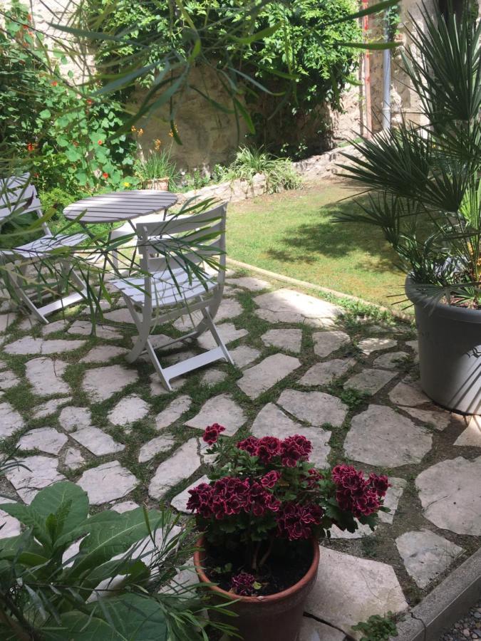 Chambre Sur Jardin Secret - Avignon Centre - Climatisee 외부 사진