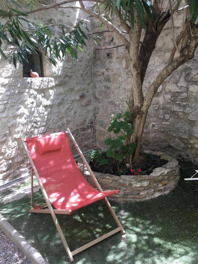 Chambre Sur Jardin Secret - Avignon Centre - Climatisee 외부 사진